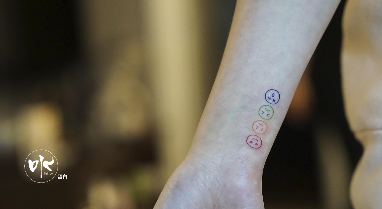 长大后我便成了你,纹身扭蛋机,原创设计,北京纹身,tattoo 长大后我便成了你,纹身扭蛋机,原创设计,北京纹身,tattoo